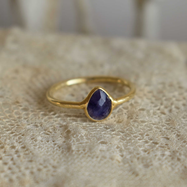 sapphire | ‘laia’ ring | 24k gold-plated