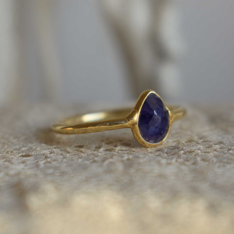 sapphire | ‘laia’ ring | 24k gold-plated